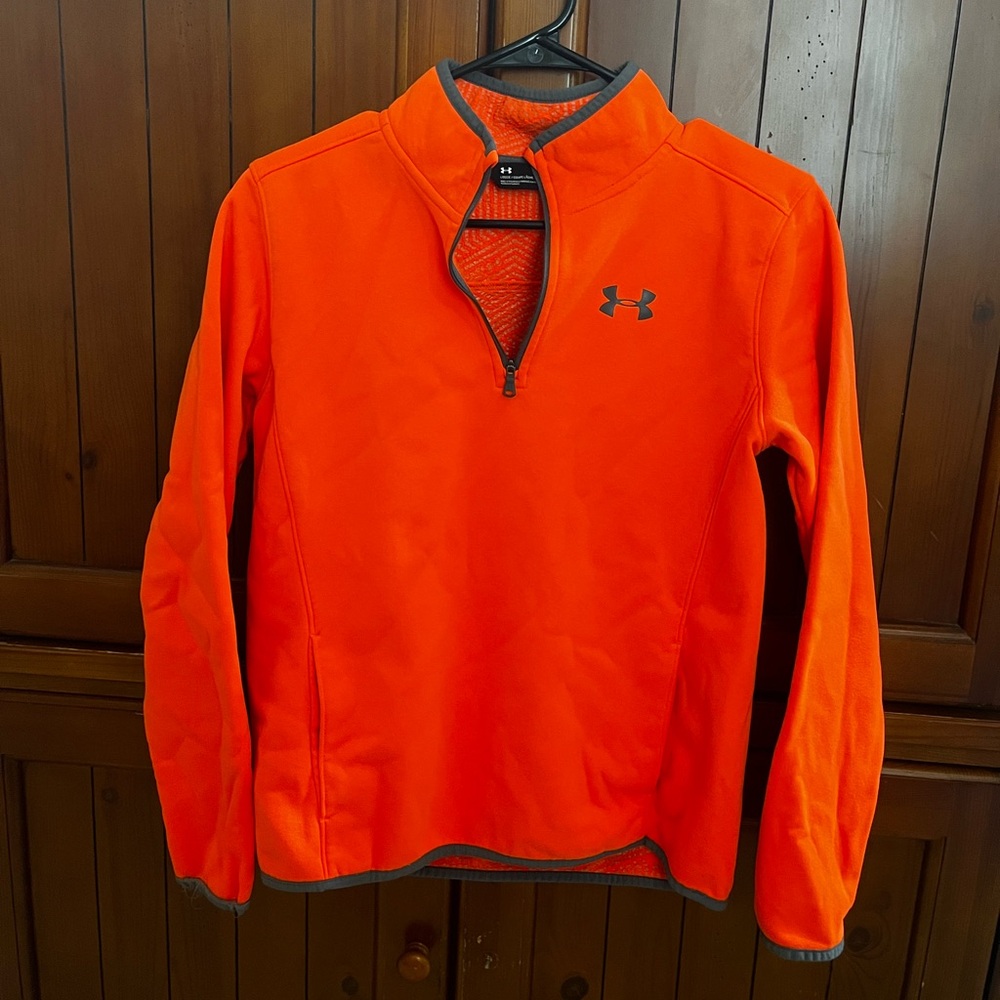 Under Armour youth large three-quarter zipper pull over,loose fit, cold gear.